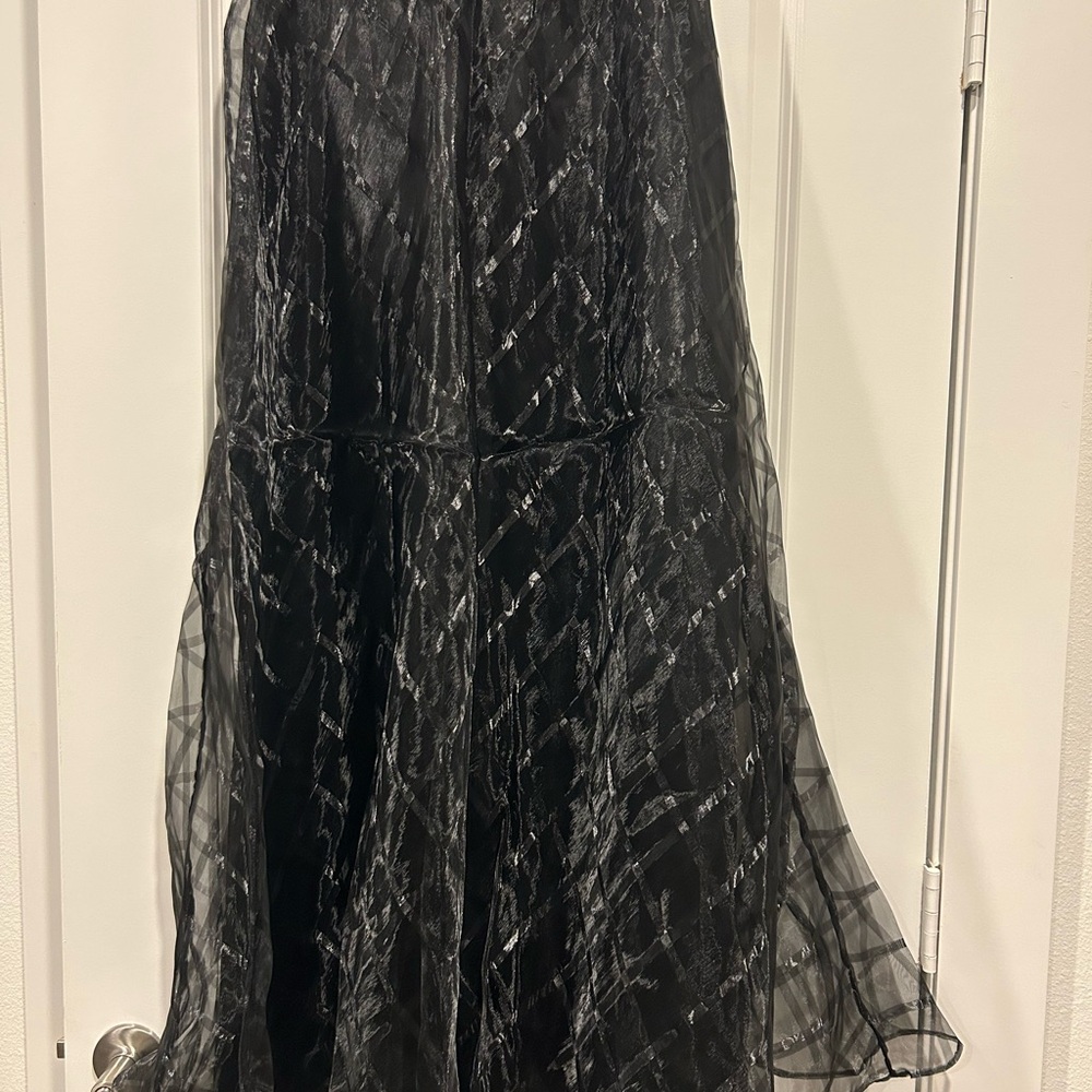 Elegant Black Maxi A-Line Skirt with Embellishments